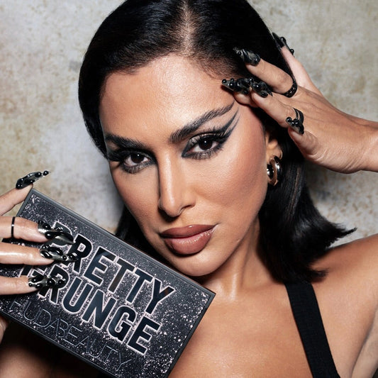 HUDA BEAUTY PRETTY GRUNGE EYESHADOW PALEETE 16.8 G