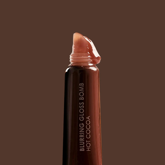 THE BLURRING GLOSS BOMB - HOT COCOA 15ML